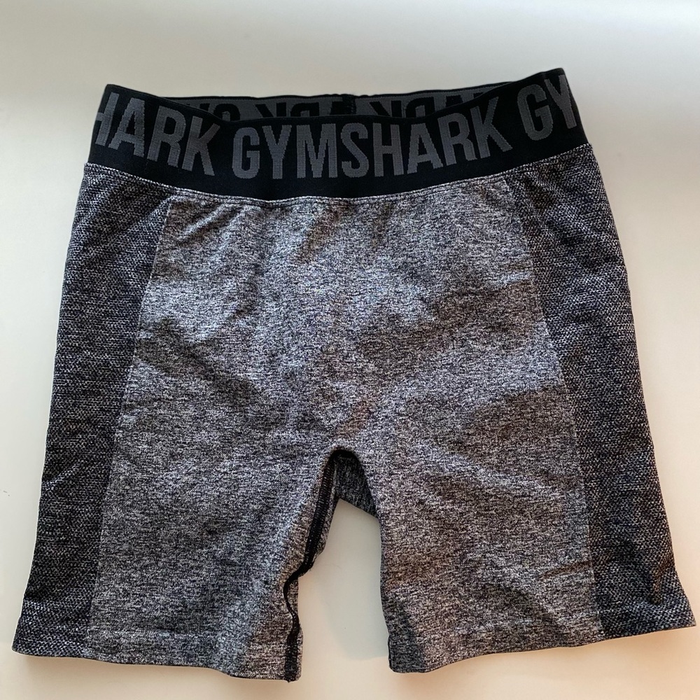 Gym shark flex short. Like new. M